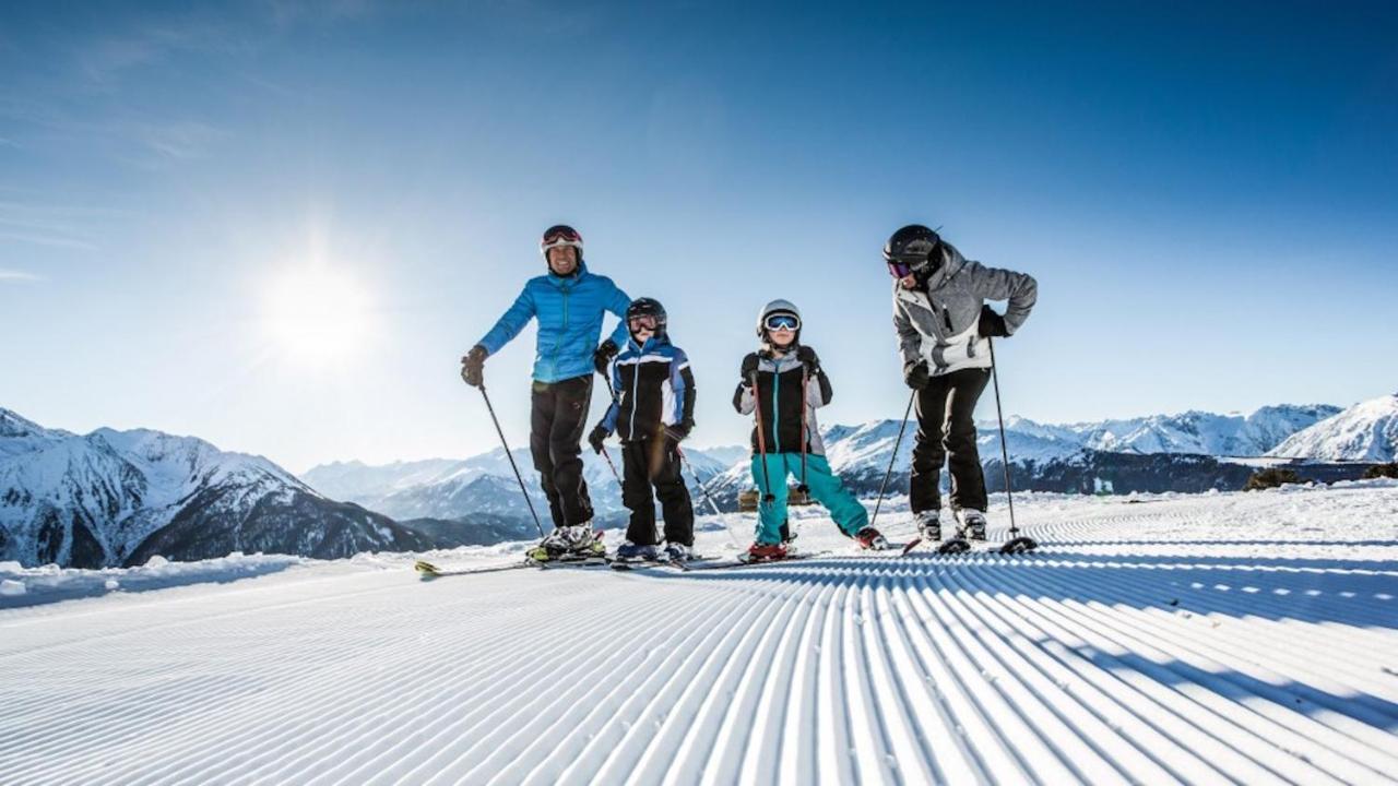 Hotel Garni Romantika Sankt Leonhard im Pitztal Εξωτερικό φωτογραφία